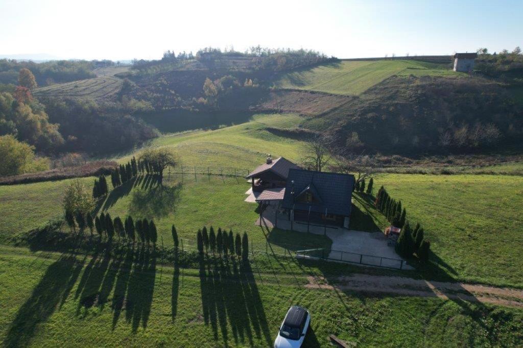 Vikendica Bajka Villa บันยาลูกา ภายนอก รูปภาพ